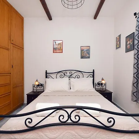 Flora's And Pool In Syros Villa *