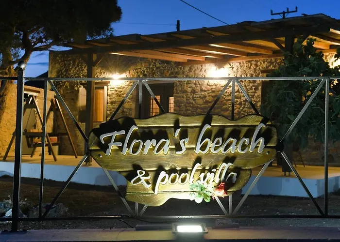 וילה Flora's And Pool In Syros *